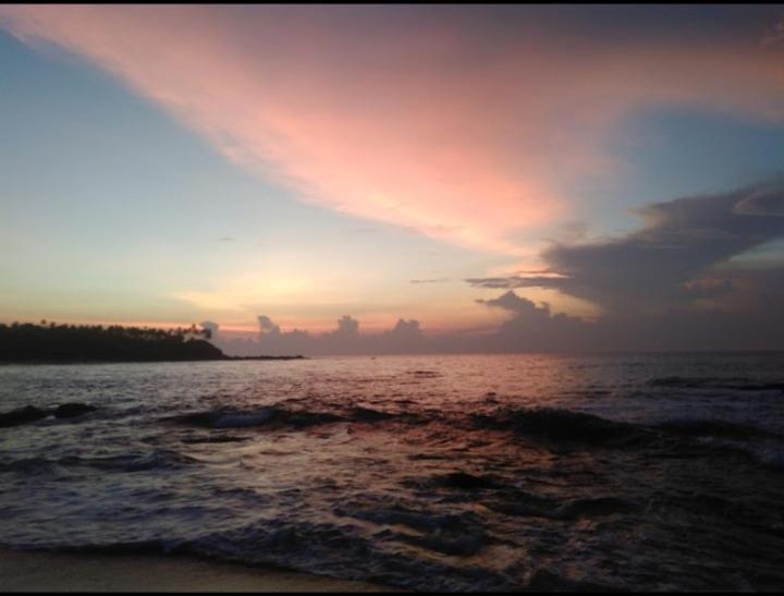 Unakuruwa Silent Beach Villa Tangalle Eksteriør billede